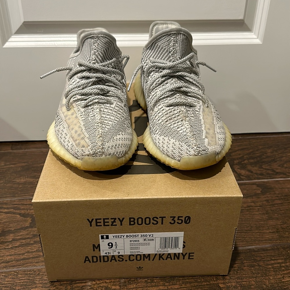 Yeezy boost 350 v2 static originals